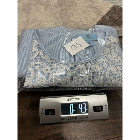CeCe Blue Swiss Dot Blouse Lace Yoke Puff Sleeves Sz S Coastal Cowgirl Feminine - Picture 11 of 11